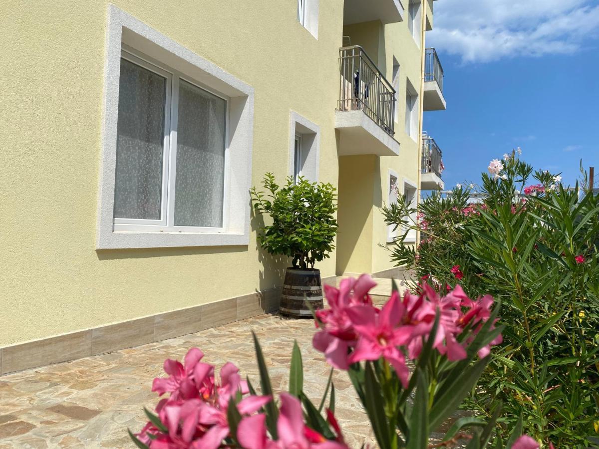 Byala Friendy Sea Apartaments Exterior foto
